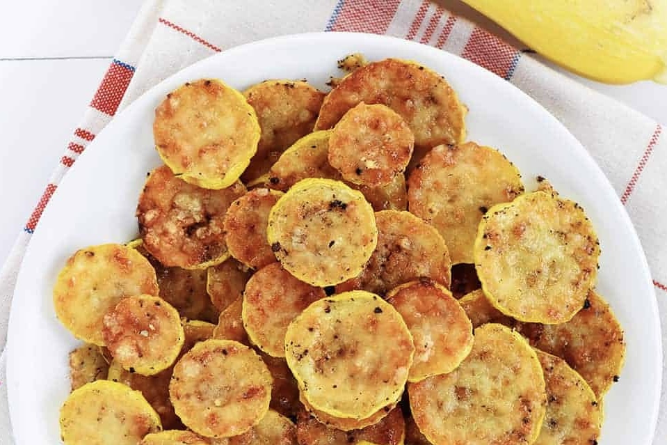 Baked Parmesan Yellow Squash Rounds