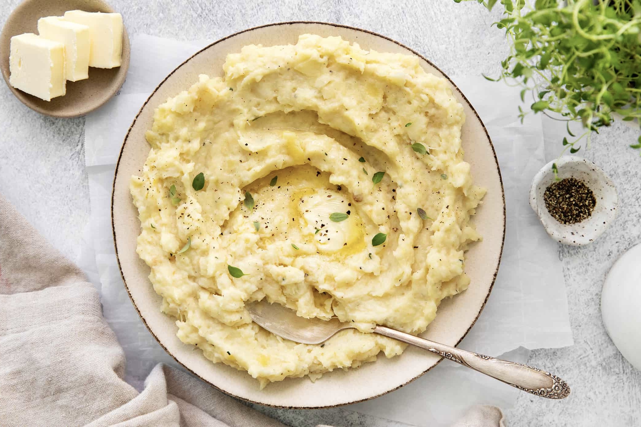 Whipped Parsnips with Roasted Garlic