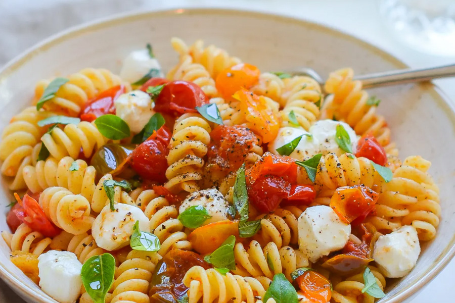 Fusilli alla Caprese