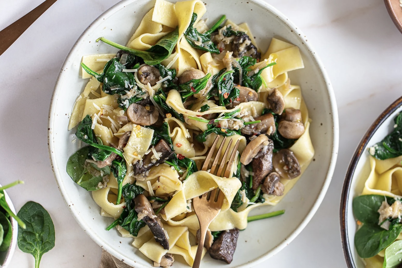 Mushroom Spinach Pasta with Shallots